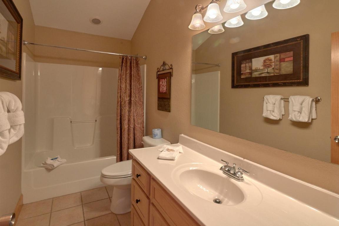 Journey'S End, 5 Bedrooms, Sleeps 12, Private Outdoor Pool, Theater, Sauna Sevierville Exterior photo